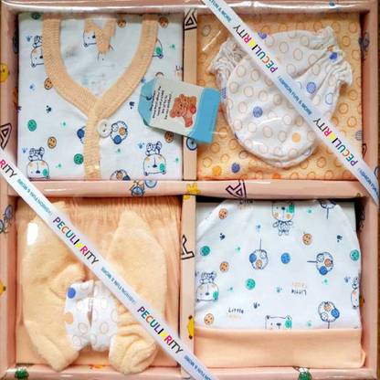 PECULIARITY New born baby gift set
