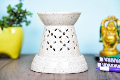 Lyallpur Stores Floral Diffuser Set Handmade Ceramic Electric Diffuser,Table Décorative,Unique Shape Oil Burner White Color With 10 ml Fragrance Oil For Home Decor