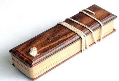 HARINAMAKEERTANAM Grantharoopam In Palm Leaf Manuscript Format Printed On Special Paper (Hardcover, Malayalam, Thunchath Ezhuthachan)