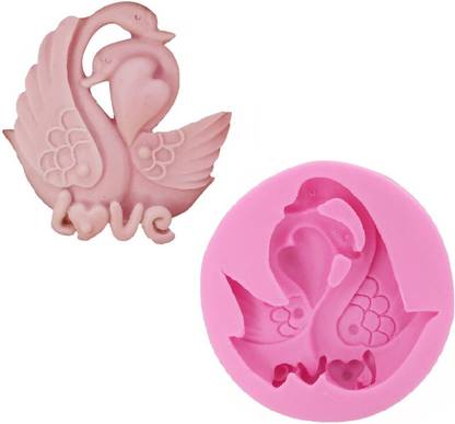 HE Retail Supplies Silicone Cupcake/Muffin Mould 1