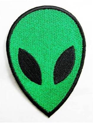 FOTOPAD Alien Patch Iron on Patch Embroide Iron on Hat Jacket Hoodie Backpack Ideal for Gift /5.5cm(w) X 7.7cm(h)