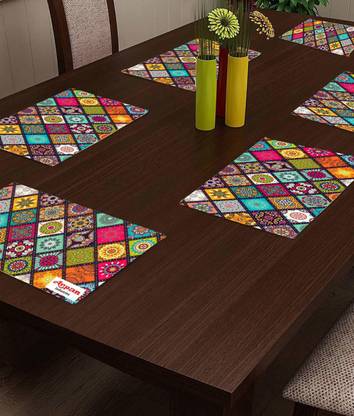 Groki Square Pack of 8 Table Placemat