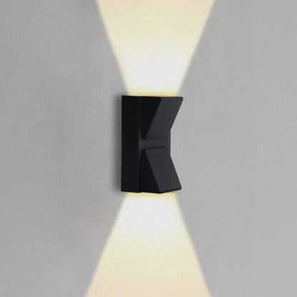 Gesto Wallchiere Wall Lamp With Bulb