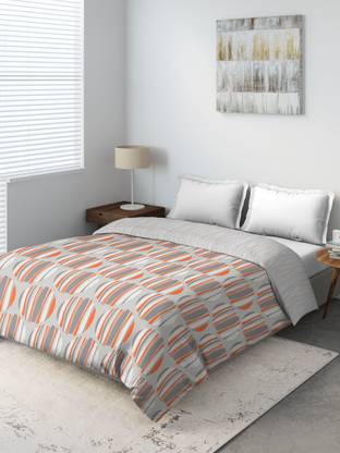 DDECOR Live beautiful Geometric Double Quilt for  Mild Winter