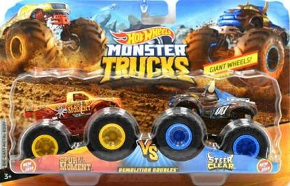 HOT WHEELS MONSTER TRUCK SPUR OF THE MOMENT VS STEER CLEAR BY AKU TOYS
