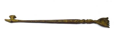 Global Art Traders i4-37 Itching Tool / Brass Body Massager / Rabbit Figurine Brass Back Scratcher / Unique Collective Gift Item / Body Massage Stick Massager