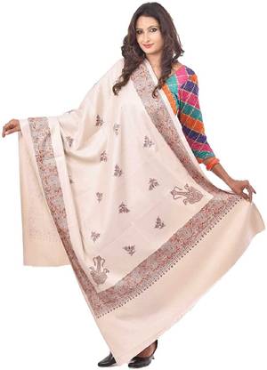 Feathers Polyester Wool Blend Printed Women Shawl