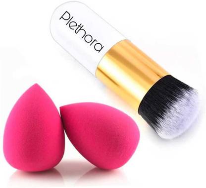 Plethora Extra Soft Foundation Brush with 2 Sponge puff blender