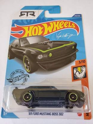 HOT WHEELS HW 210/250 '69 FORD MUSTANG BOSS 302 CAR MODEL COLLECTIBLE MUSCLE MANIA 3/10