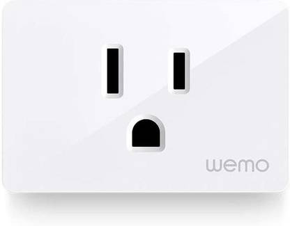 WeMo Simple Setup Smart Outlet for Smart Home, Control Lights and Devices Remotely Works w/Alexa, Google Assistant, Apple HomeKit)(Pack of 1)