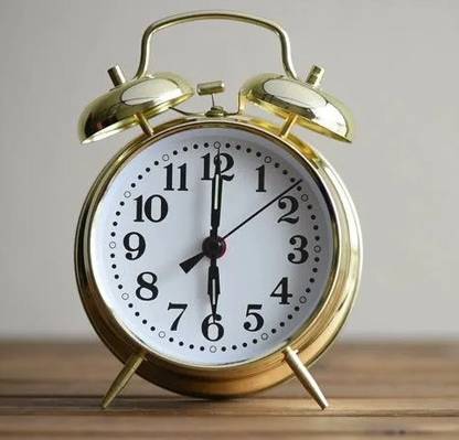 Triangle Ant Analog Golden Clock