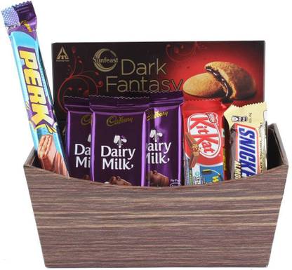 Cadbury Chocolate Loaded Multipurpose Basket For Family, Relatives, Friends | Chocolate Gift Hamper for Birthday, Diwali, Anniversary, Holi, Rakhi, Christmas, New Year Combo