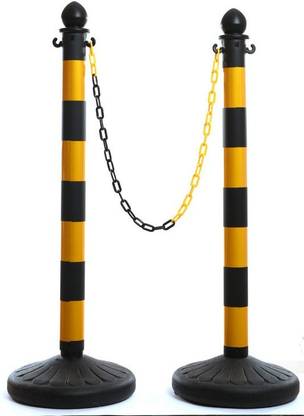 DARIT 2 pieces of Plastic Stanchions Yellow & Black 100cm Link Chain Sentry Stanchion Kit w/Fillable Base Crowd Control Safety Stanchion Barriers Easy Connect Assembly Outdoor and Indoor Posts Queue Barrier Emergency Sign