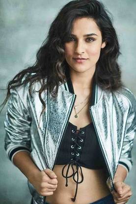 Poster | Commando Movie Actress Poster | Angira Dhar Poster | Wall Decor | Poster For Room | High Resolution -300 GSM- (18x12) Paper Print