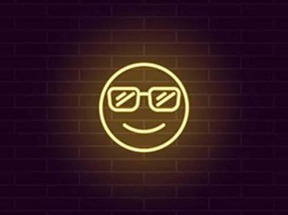 Neon Sign India Cool Smiley LED Neon Sign 18x18 inches with Adaptor and Brightness Controller Table Lamp