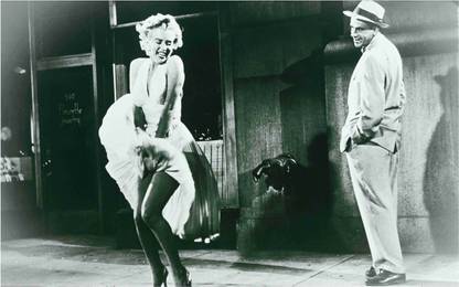 Marilyn Monroe Wall Poster For Room With Gloss Lamination M4 Paper Print
