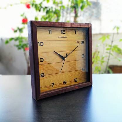 Pixel Buddy Analog 28 cm X 28 cm Wall Clock