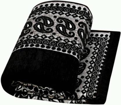 THE FRESH LIVERY Black Chenille Carpet
