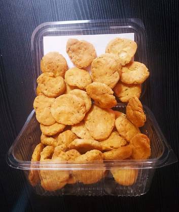 Organic Bites Homemade Ajwain Namkeen Aata Mathri, Ready to Eat Mathri (100% Aata 0% mainda)