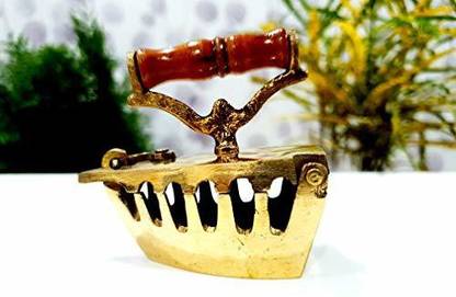 HEART STEALER Heart Stealer Miniature Brass Iron toy/ Miniature Iron model Decorative Showpiece - 7 cm