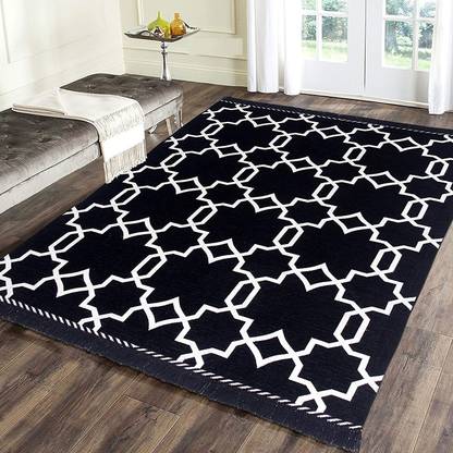 Sparrow world Black Chenille Runner