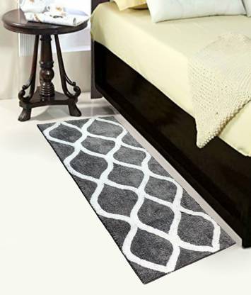 RM Handloom Grey, White Polyester Runner