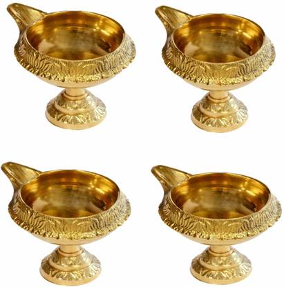 Agromech Brass Kubeer Deep Stand Gift Item (pack of 4) Brass Table Diya Brass Table Diya Set