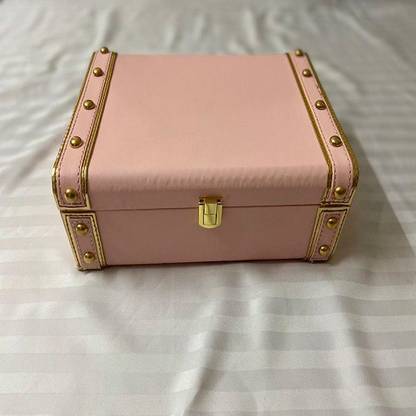 Each and Everything store Engineered Wood Box