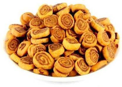triangle PREMIUM NAMKEEN BAKARWADI LOW FAT 250 GRAMS