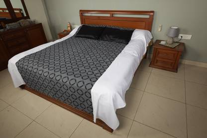 Amba International Cotton King Bed Spread