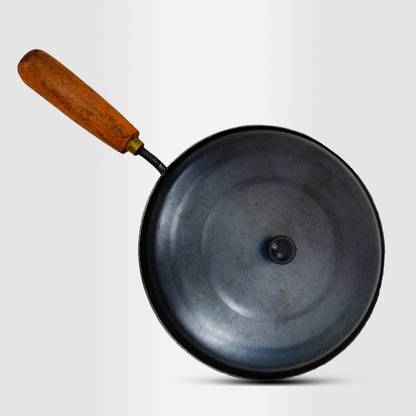 Zilpin Appam Chatty with Lid (Cast Iron) Wooden Handle (400)gms Weight, Grey Color Pack of 1 Appachatty with Lid 0.2 L capacity 18 cm diameter