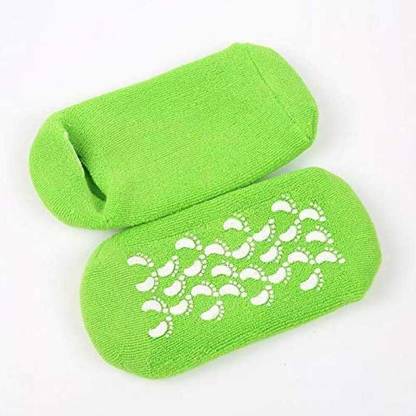 PKK TRADERS Spa Moisturizing Gel Socks For Dry Feet And Ankles - Helps Repair Cracked Skincare Gel Therapy And Softens Feet (1 Pair)