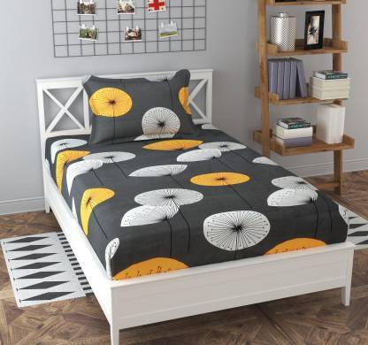 Flipkart SmartBuy 144 TC Microfiber Single Floral Flat Bedsheet