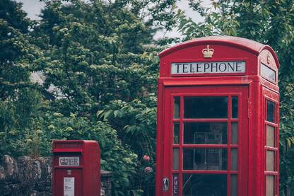 Smoky Design phone booth kiosk england bt phone box