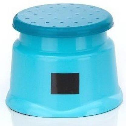 AK HUB Stool