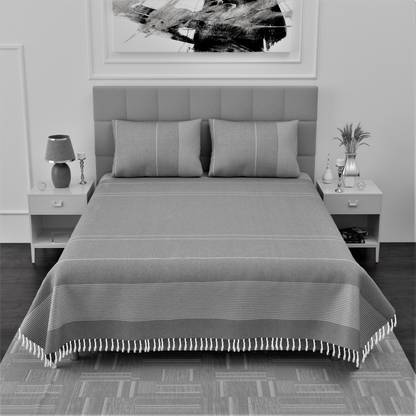 Flipkart SmartBuy Cotton Double, King Flat 180 TC Self Design Bedsheet
