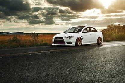 Desktop Mitsubishi Lancer White Matte Finish Poster Photographic Paper