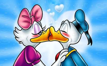Donald Duck And Daisy Duck Kissing Kids Cartoon Matte Finish Poster Photographic Paper