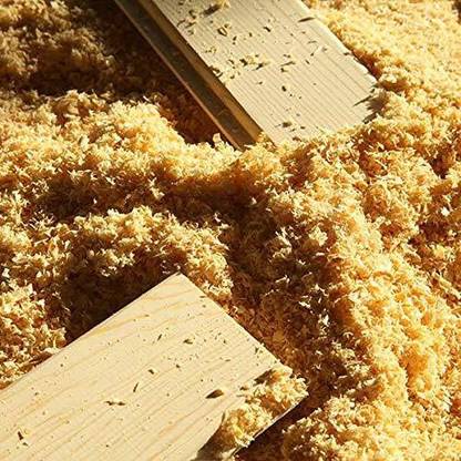 Multi Bazar Soft Comfortable Easy Absorbent Wood Shavings Sawdust Animals Hamsters Guinea Pigs Bedding Breeding (900 Gram) Pet Litter Tray Refill