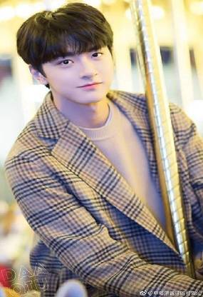 lin yi actor chinese wallpaper Poster Paper Print