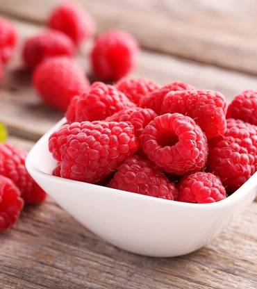 Organic Raspberries Sweets Organic Galaxy Raspberry sweet fruit hybrid eco-friendly Seed Price in ...