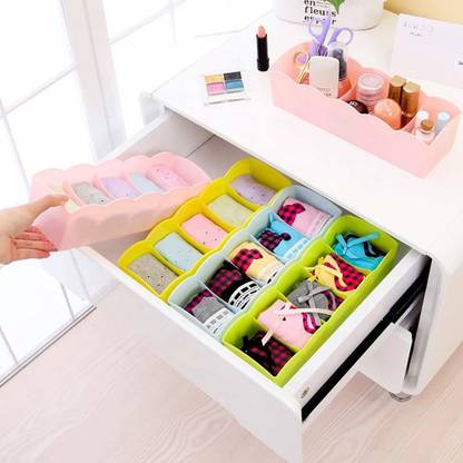 Scholify Shelf Organizers
