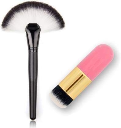 AVTY Large Fan Brush ,,Flat Foundation Brush