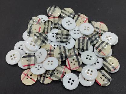 Priyam BURBERRY STYLE 24L 4 HOLE Polyester Buttons