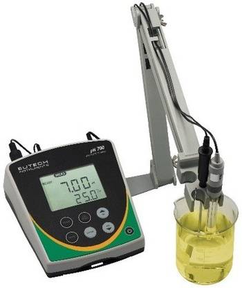 Eutech PH 700 METER Digital pH Meter