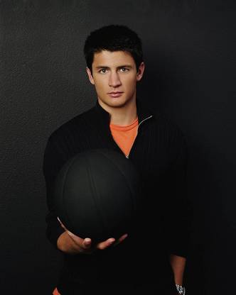 One Tree Hill Lucas and Nathan Scott ON HI QUALITY LARGE PRINT 36X24 INCHES Photographic Paper