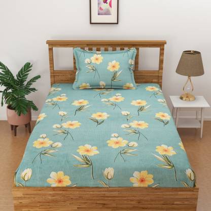 Flipkart SmartBuy 140 TC Polyester Single Floral Flat Bedsheet  (Pack of 1, Green)