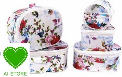 M I STORE WHITE FABRIC 5KIT VANITY BOX Vanity Box