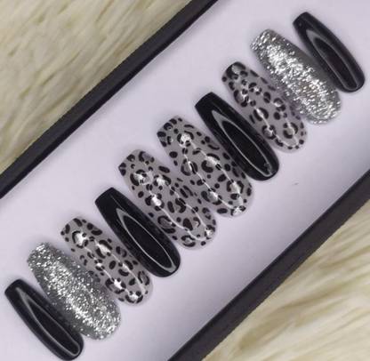 AMOK STORE Black & White Press On Nails/fake Nails /false Acraylic Women Nails Black, White