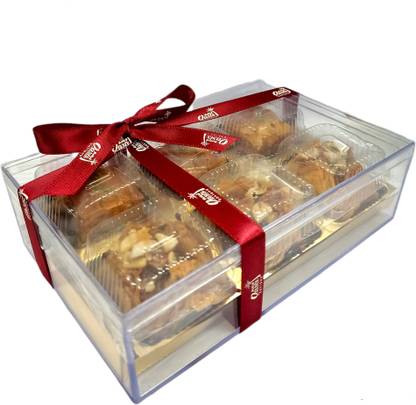 OASIS BAKLAWA Premium Handmade Arabian Baklawa Box